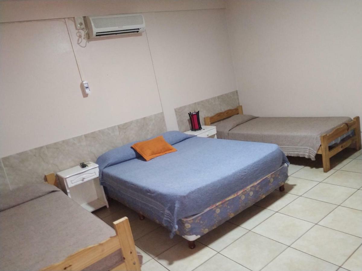El Guembe Suites Пуерто-Іґуасу Номер фото